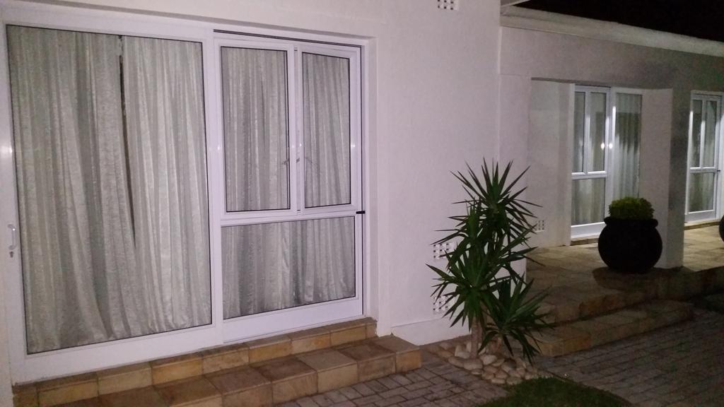 Ballina Ga-El Guesthouse Πορτ Ελίζαμπεθ Εξωτερικό φωτογραφία
