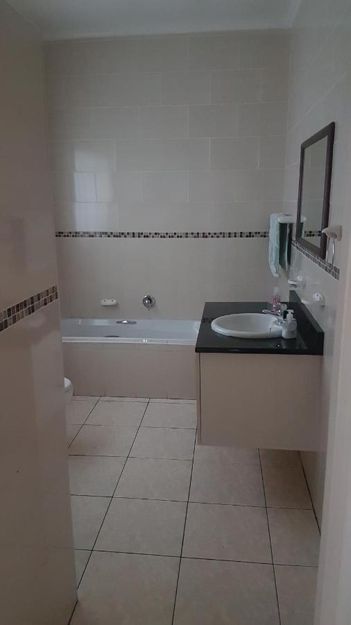 Ballina Ga-El Guesthouse Πορτ Ελίζαμπεθ Εξωτερικό φωτογραφία