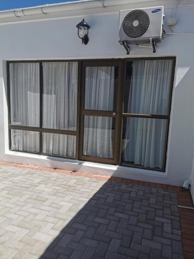 Ballina Ga-El Guesthouse Πορτ Ελίζαμπεθ Εξωτερικό φωτογραφία