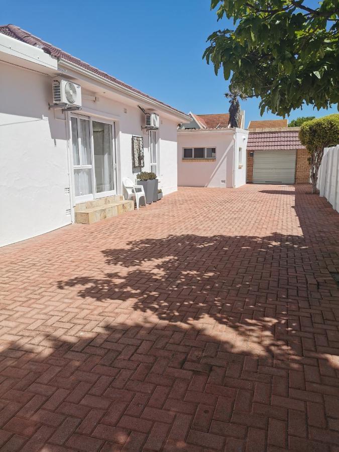 Ballina Ga-El Guesthouse Πορτ Ελίζαμπεθ Εξωτερικό φωτογραφία