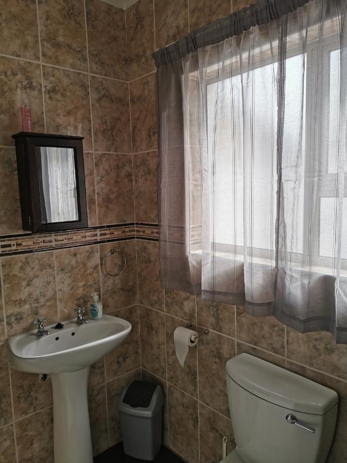 Ballina Ga-El Guesthouse Πορτ Ελίζαμπεθ Εξωτερικό φωτογραφία
