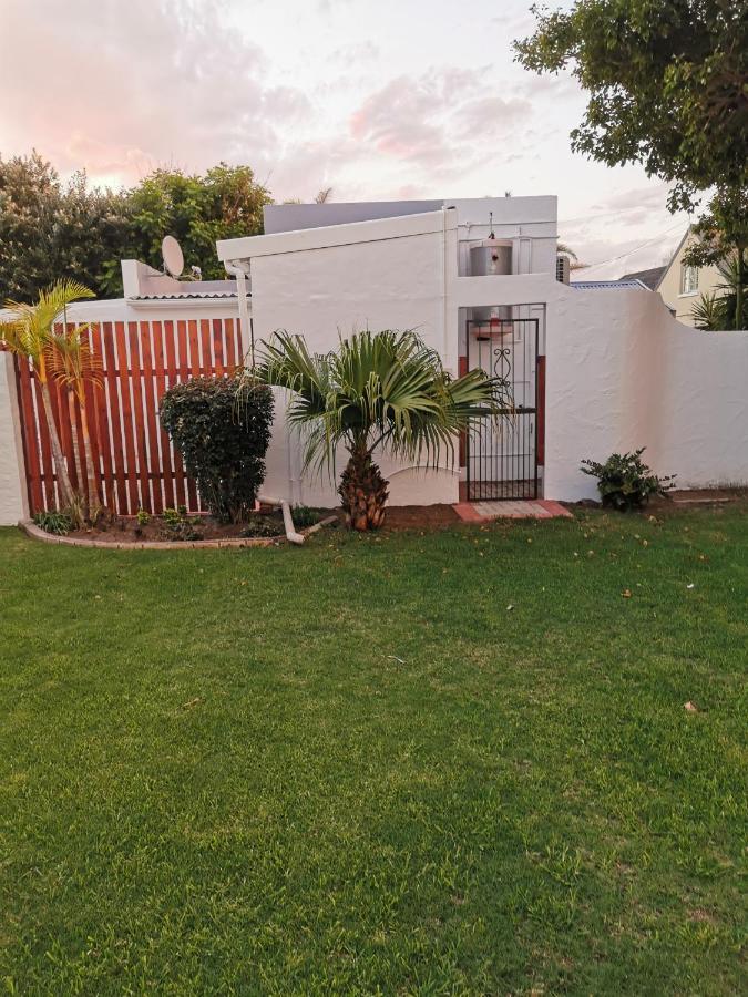 Ballina Ga-El Guesthouse Πορτ Ελίζαμπεθ Εξωτερικό φωτογραφία